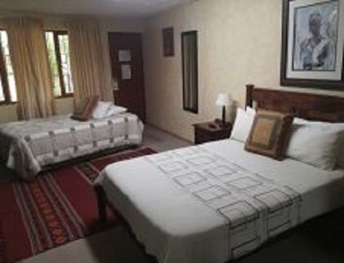 Abundance Lodge Mbombela Bagian luar foto